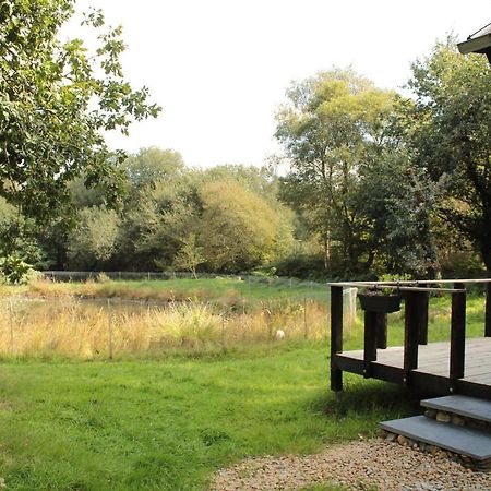 Chalet Cosy En Lisiere De Foret Paule المظهر الخارجي الصورة